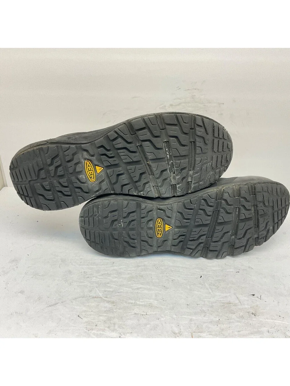 Keen used shoes